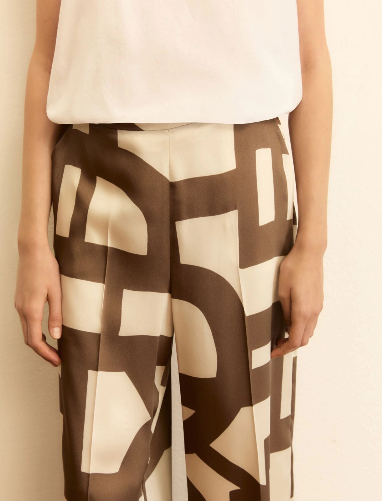 EMME MARELLA Printed twill trousers
