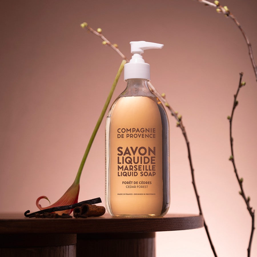 COMPAGNIE DE PROVENCE - Cedar Forest, Extra Pur Υγρό σαπούνι Μασσαλίας (495ml)