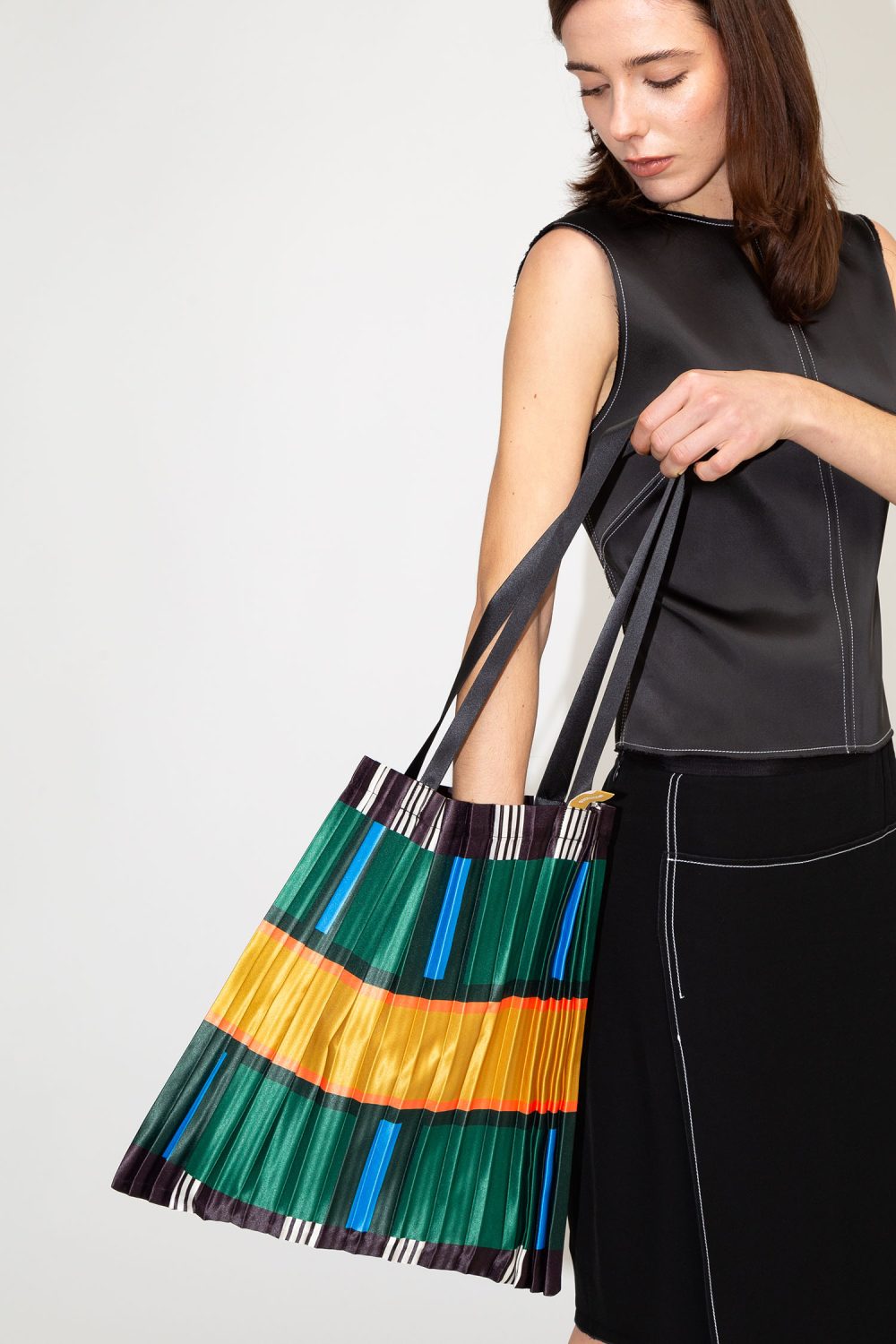 Borsa plissettata in raso Orosei