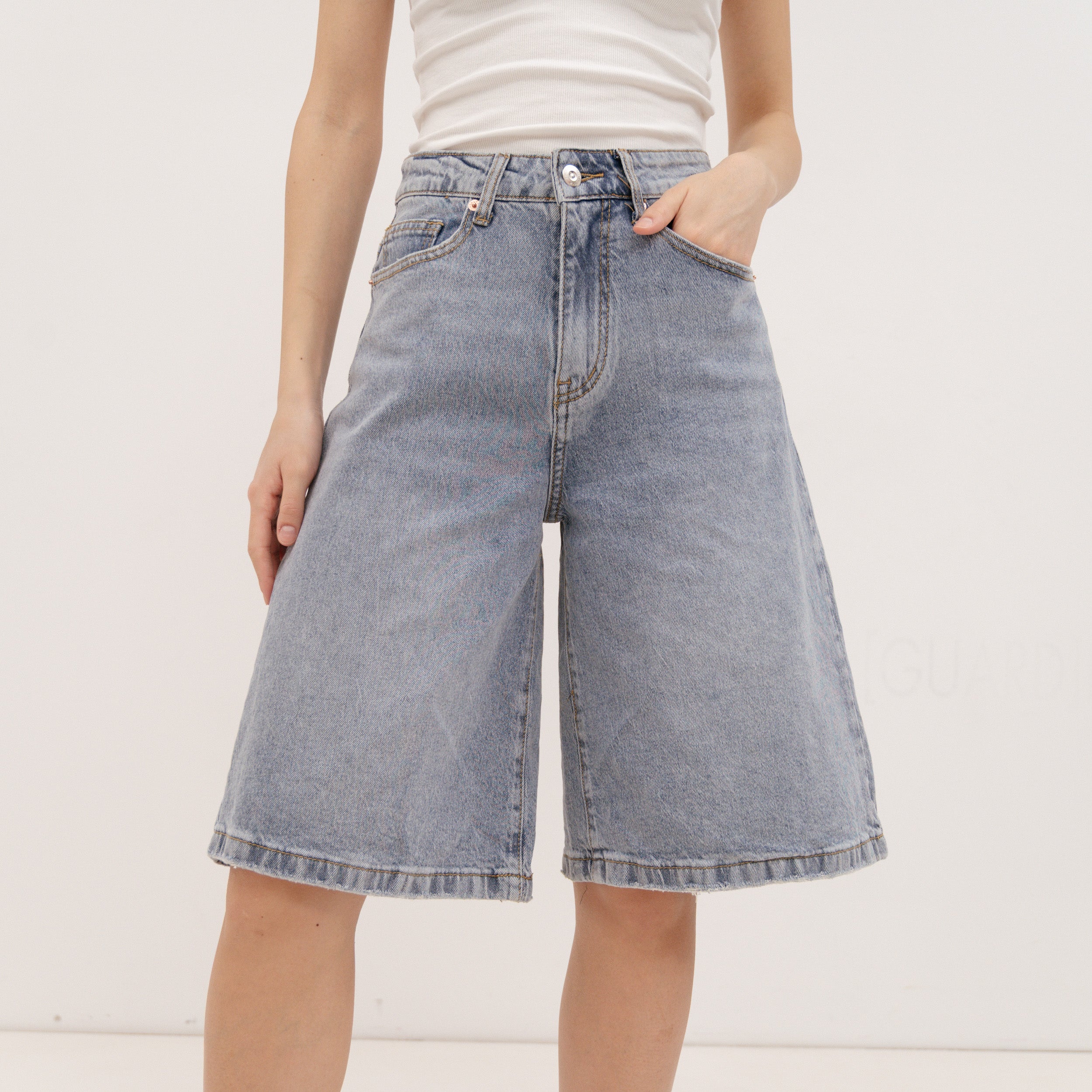 PERSA COLLECTION Jean Shorts