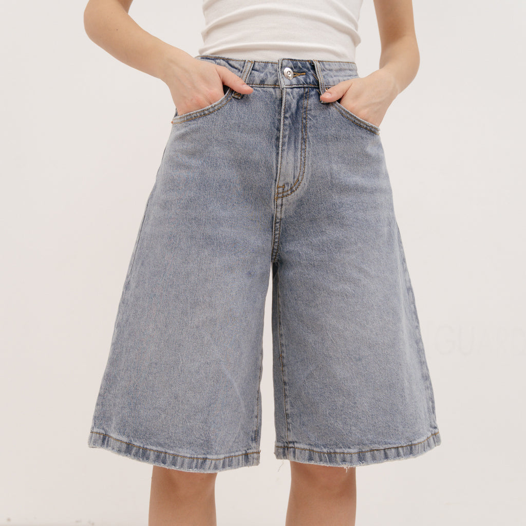 PERSA COLLECTION Jean Shorts