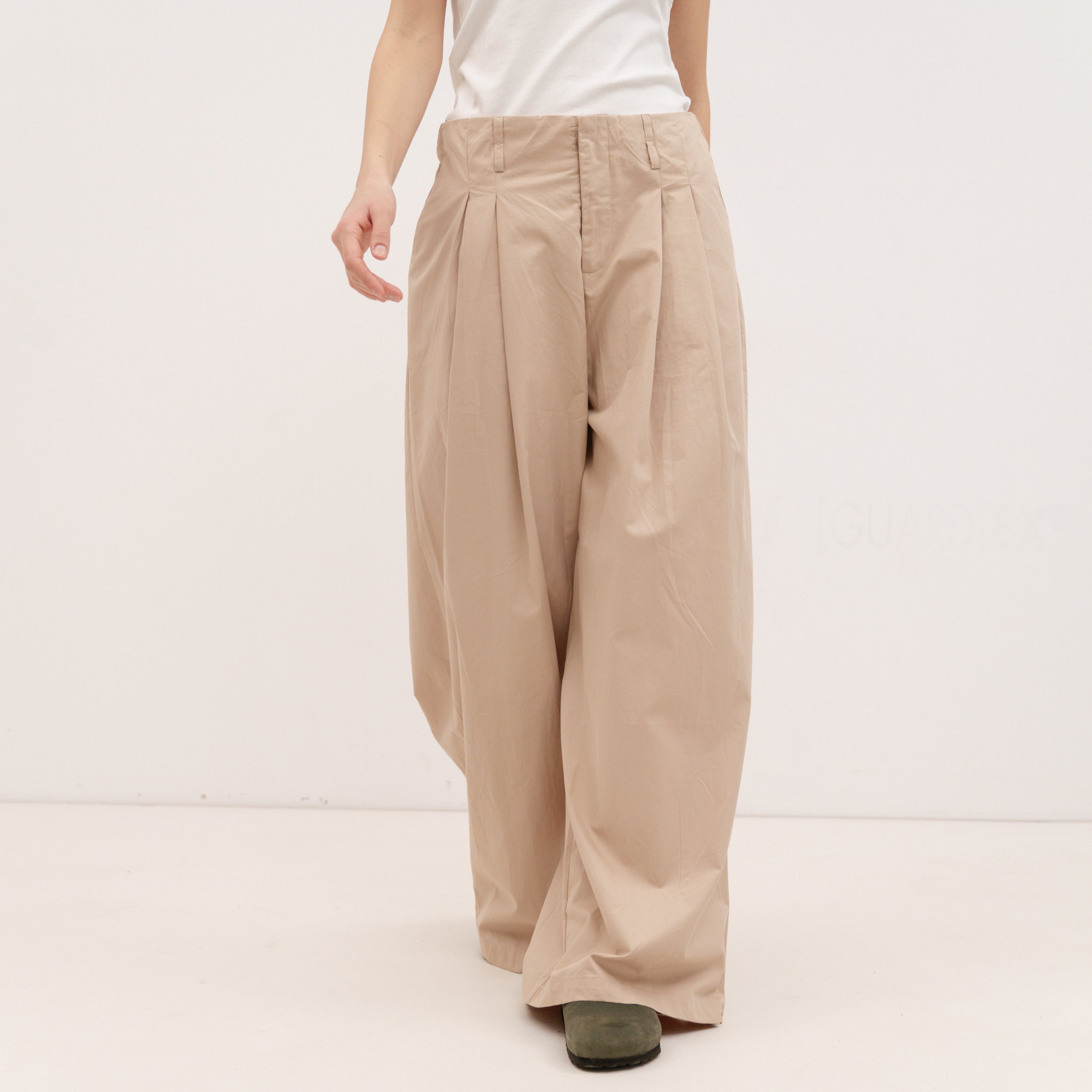 PERSA COLLECTION Beige Poplin Barrel Pants