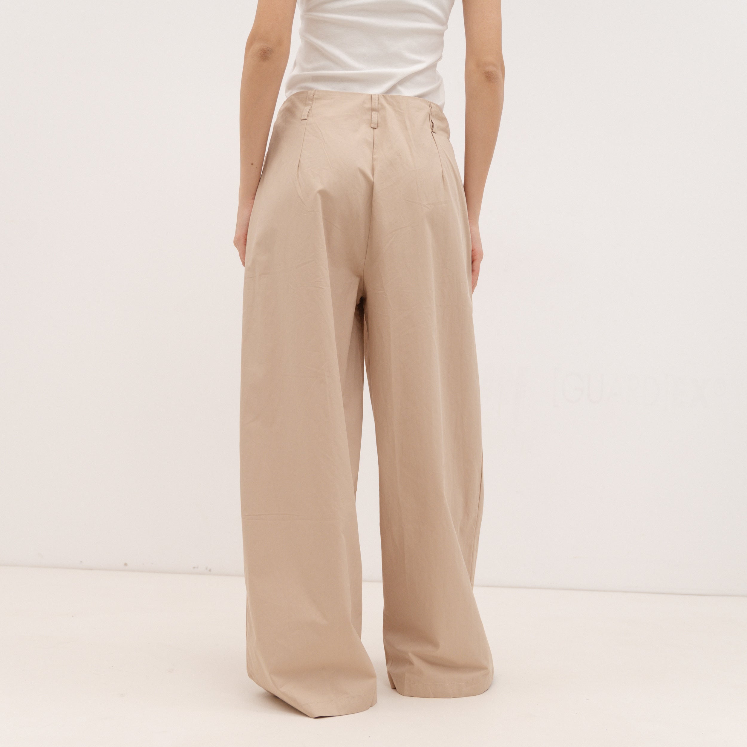 PERSA COLLECTION Beige Poplin Barrel Pants