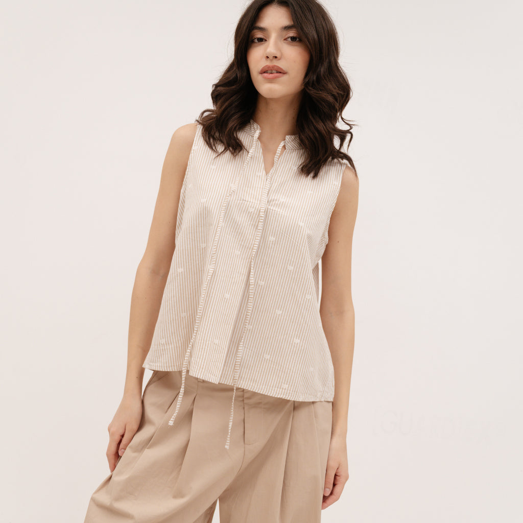 YESZEE Beige Sleeveless shirt with hearts