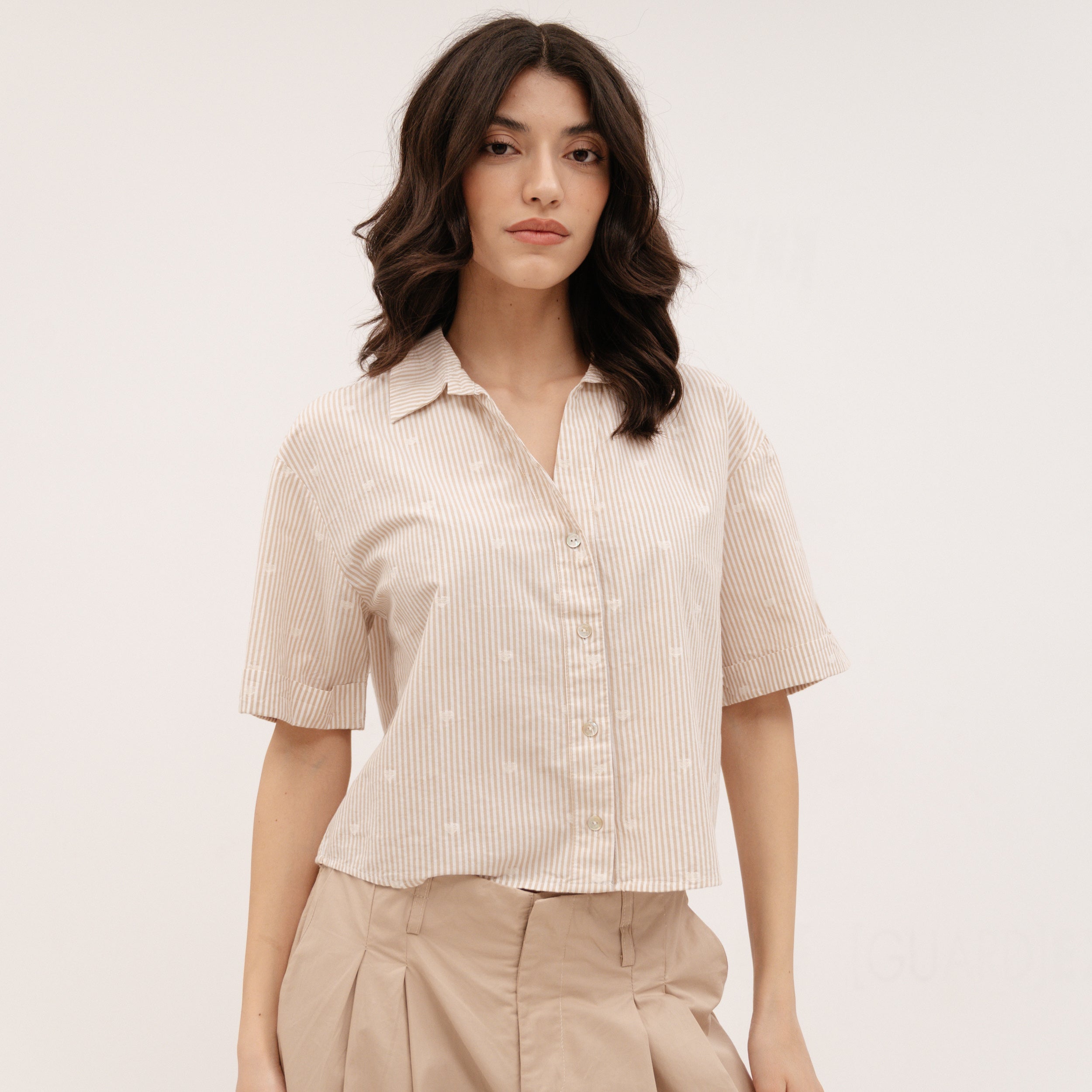 YESZEE Beige shirt with hearts