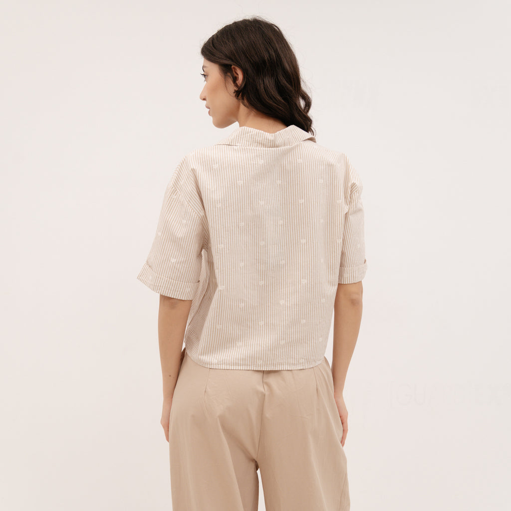 YESZEE Beige shirt with hearts