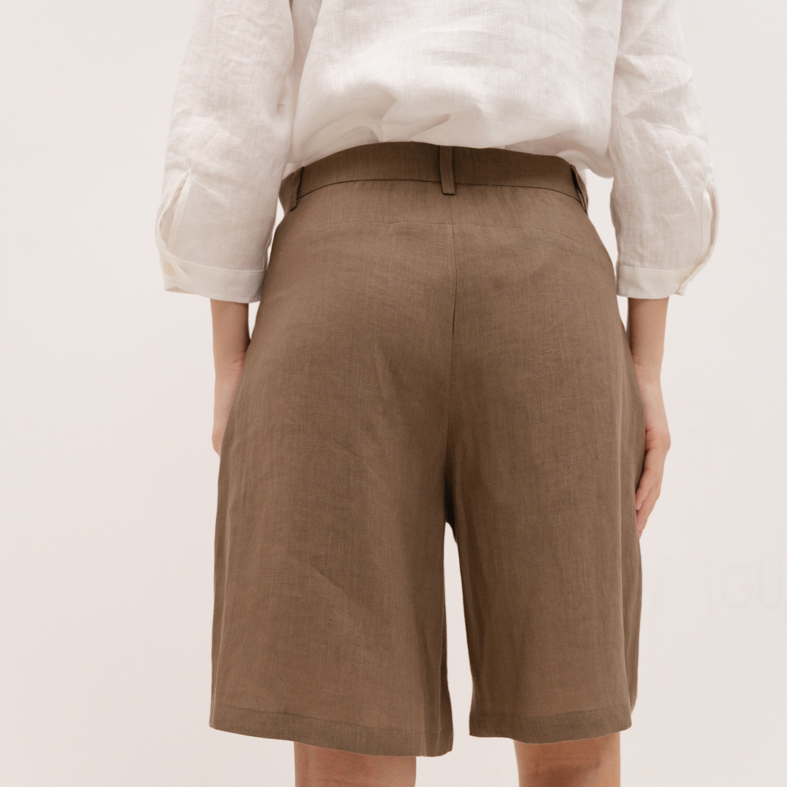EMME MARELLA Bermuda shorts - DARK BROWN