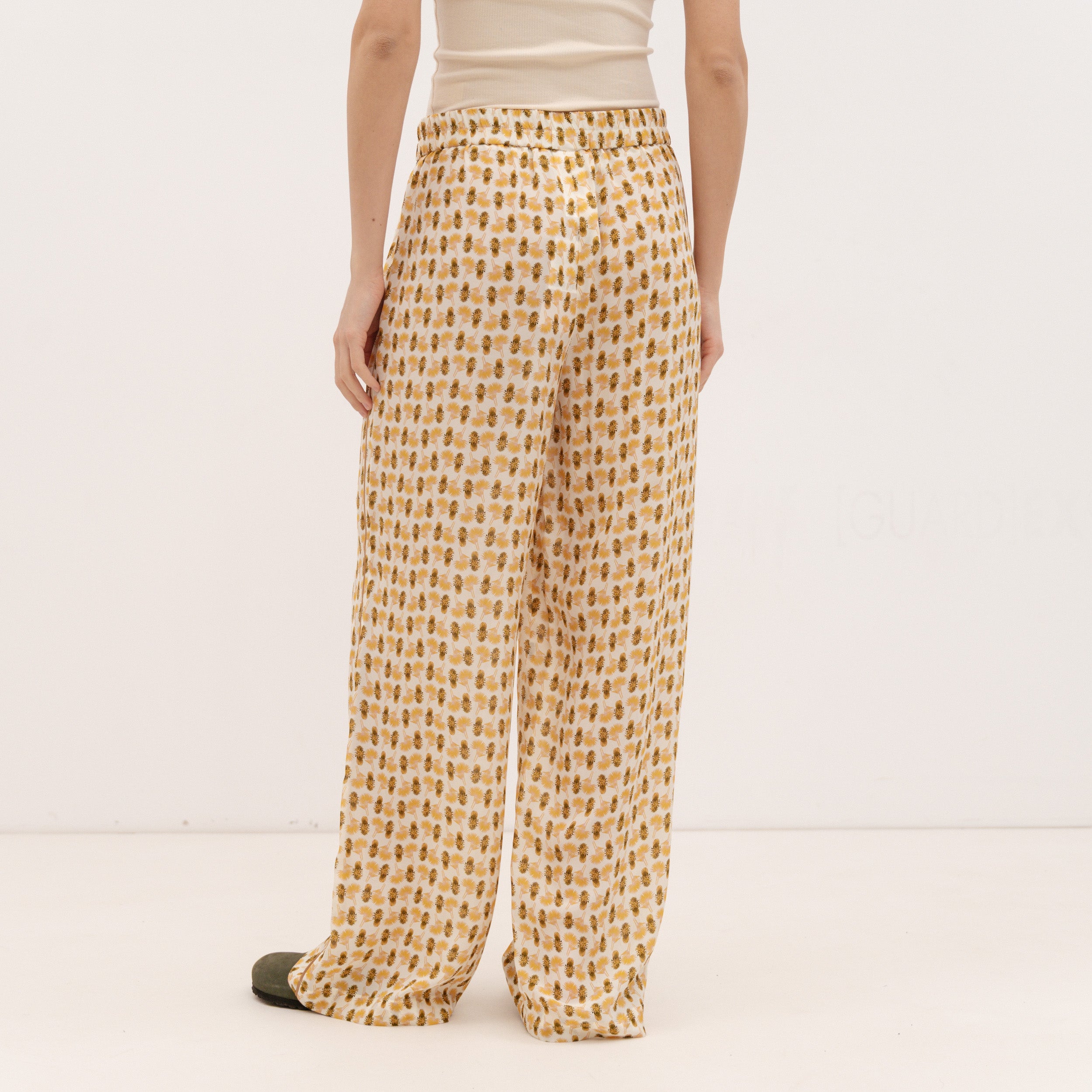 IBLUES FIGURE-SKIMMING TROUSERS Pineapple