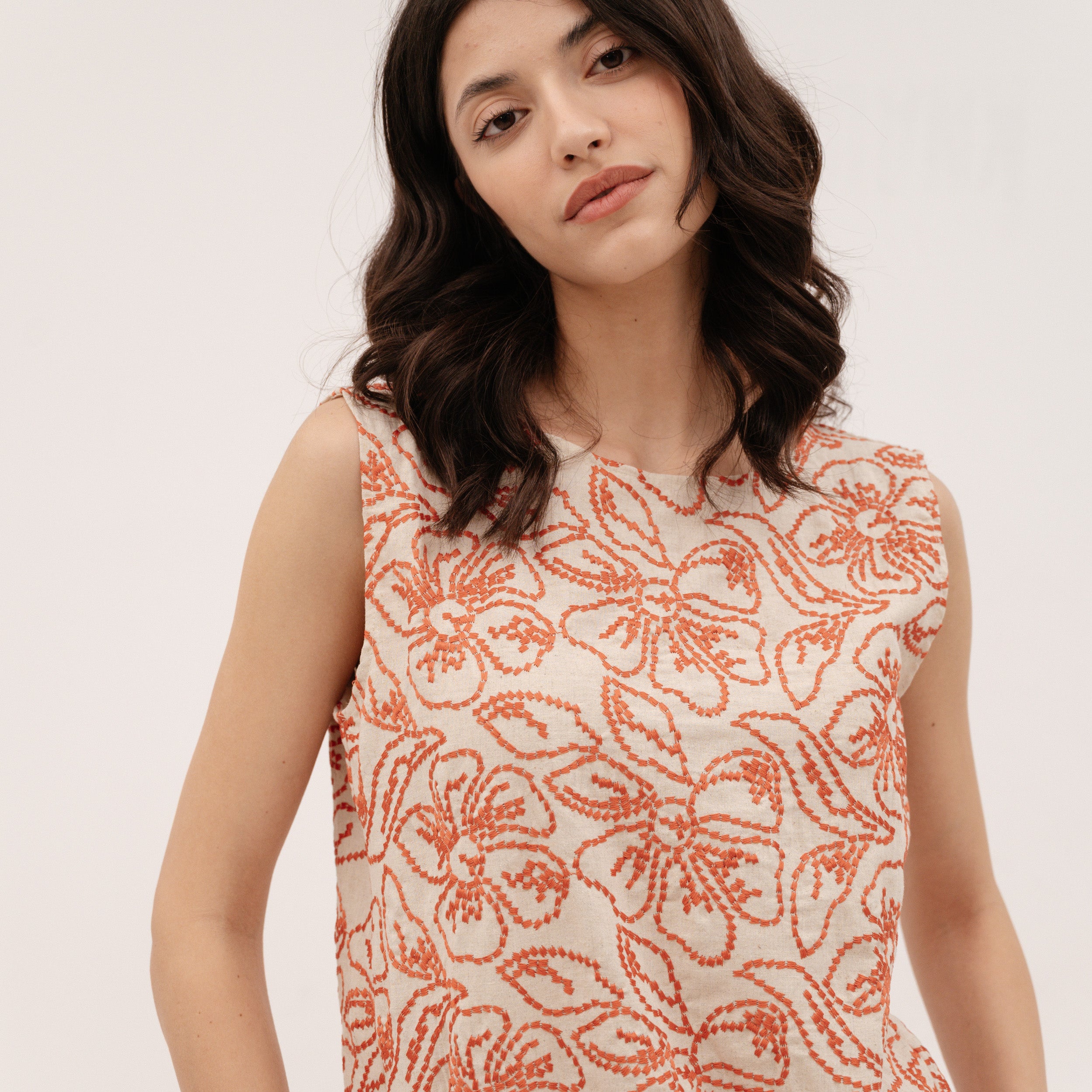 EMME MARELLA Embroidered cotton and linen top - GERANIUM RED